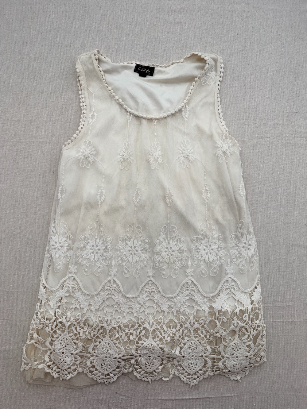 Cal Style White Tank Top - Women's Medium